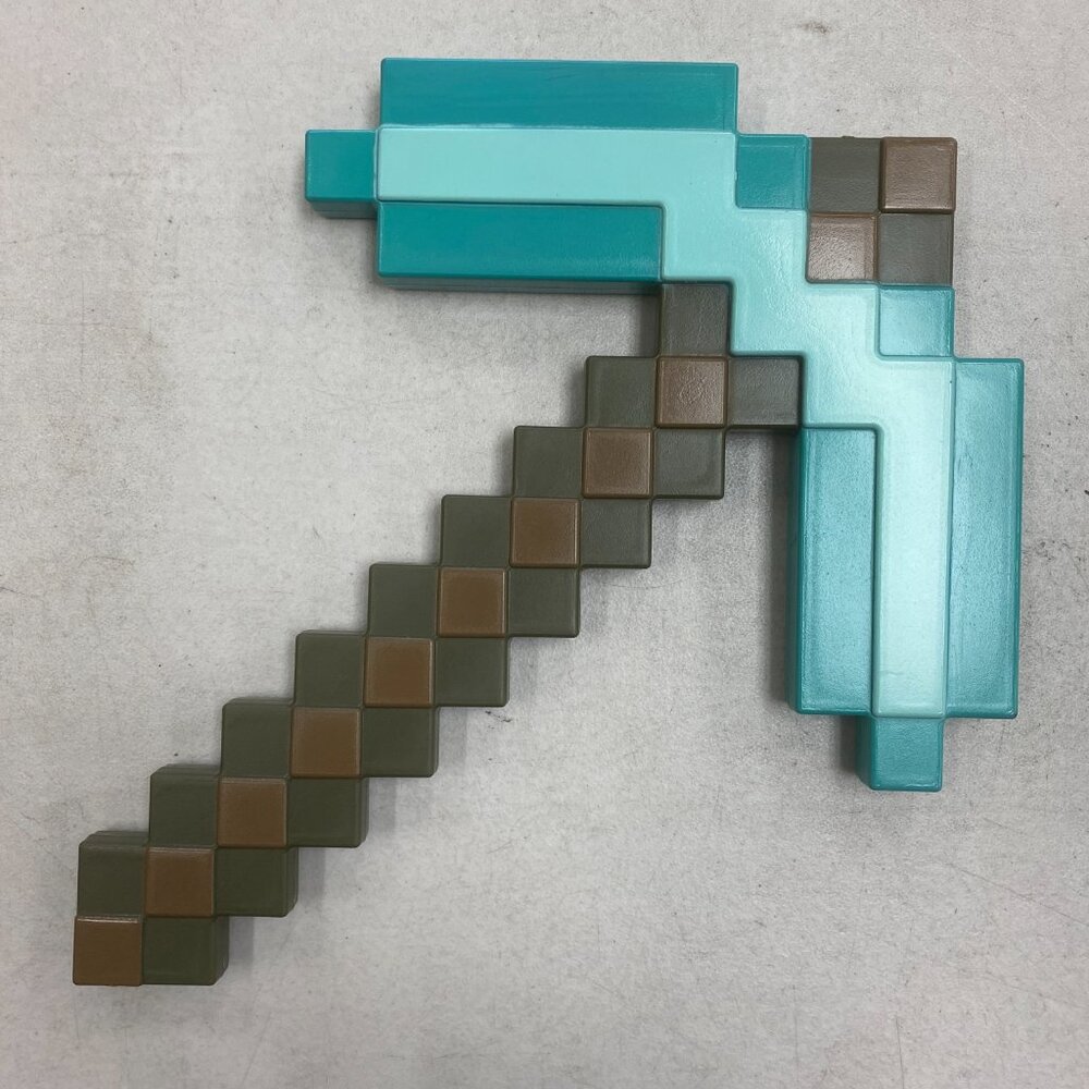 Minecraft Diamond Pickaxe - Picture 2 of 3